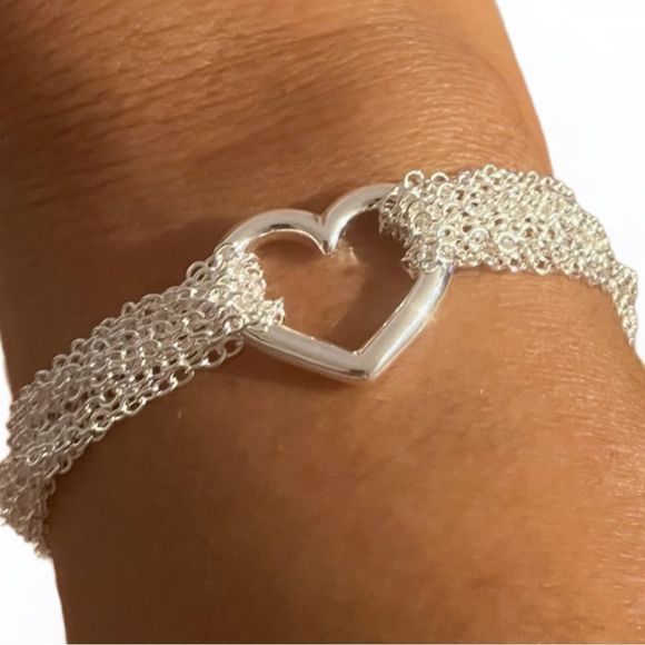 The Mesh Chain Heart Toggle Bracelet 925 - Picture 2 of 14